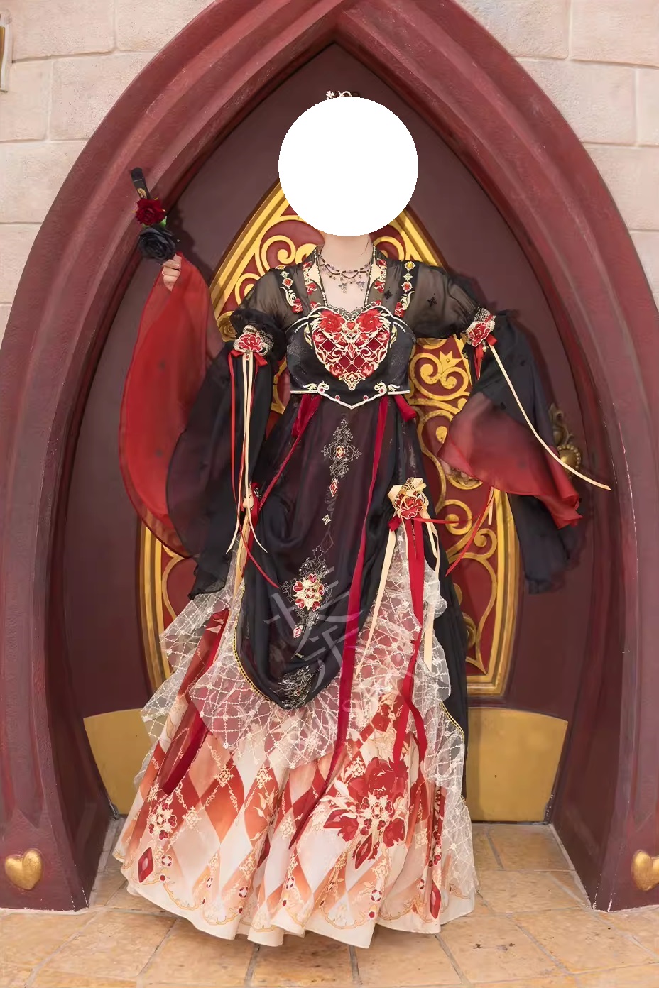 出租迪士尼聯名漢服紅心皇后愛麗絲夢游仙境